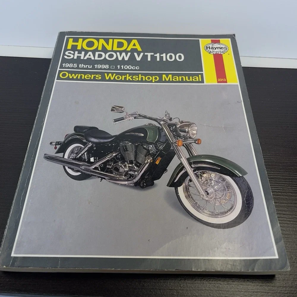 Haynes‎ Honda Shadow VT1100 Owners Workshop Manual 1985 thru 1998 1100cc PB 1999